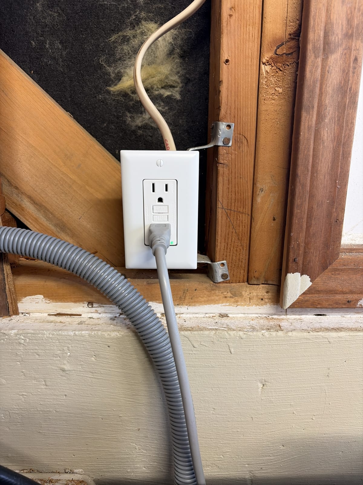 Wiring project photo in Sterling Heights